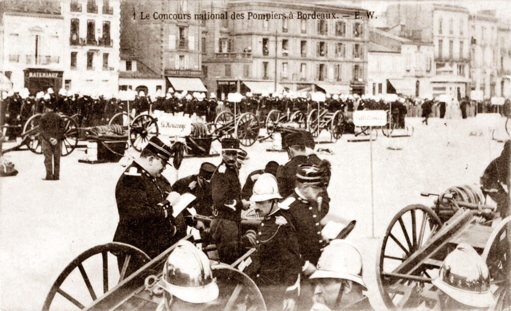 la revue lors du concours à bordeaux en 1907. archives de bordeaux métropole