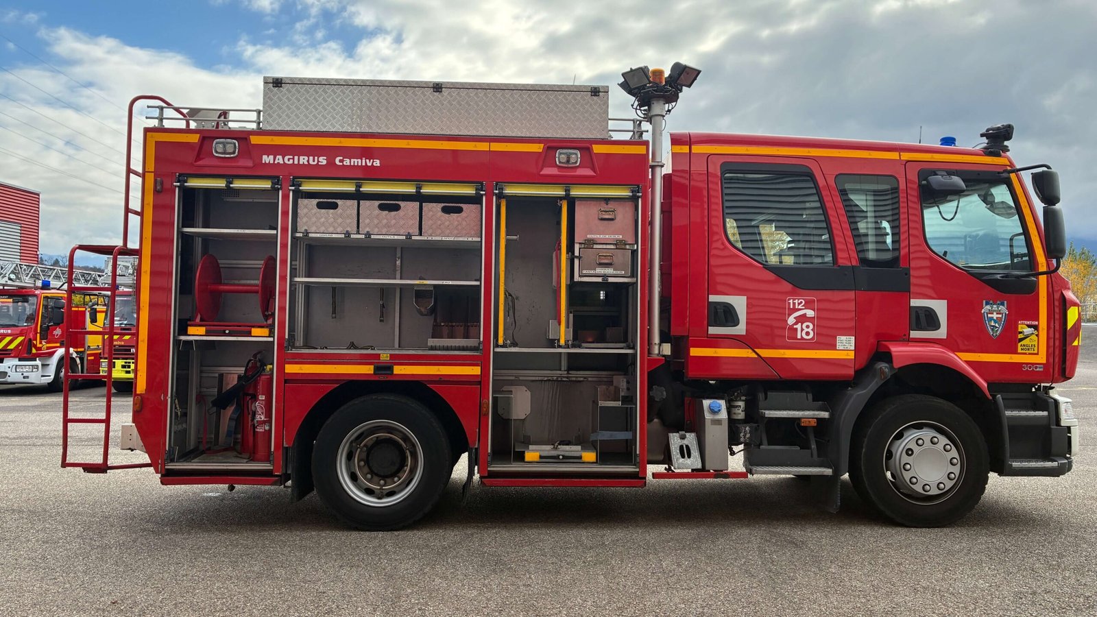 retrofit,décennale,Magirus,SAV,camions,pompiers,entretien,réparations,conseils,service-après-vente